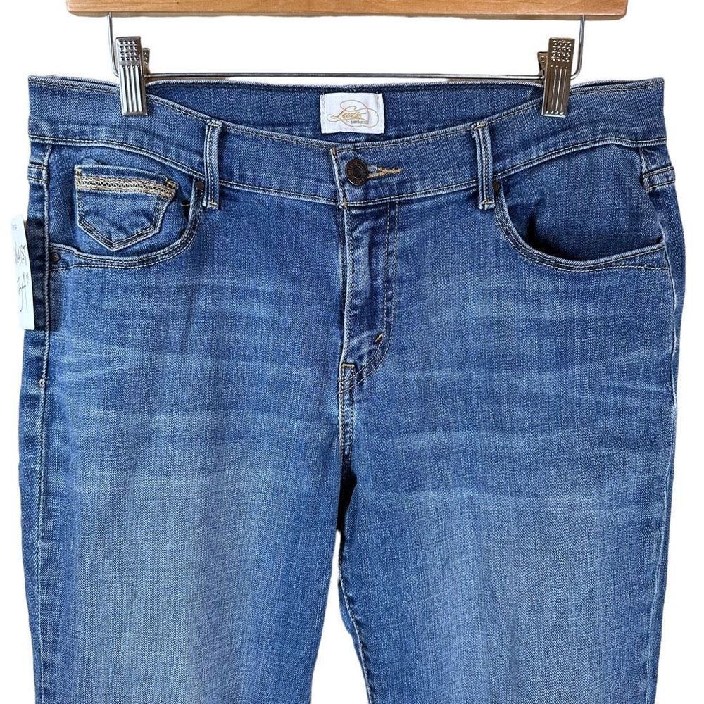 Levi’s 515 Capri Denim Jeans Women’s Size 10 - Picture 2 of 9